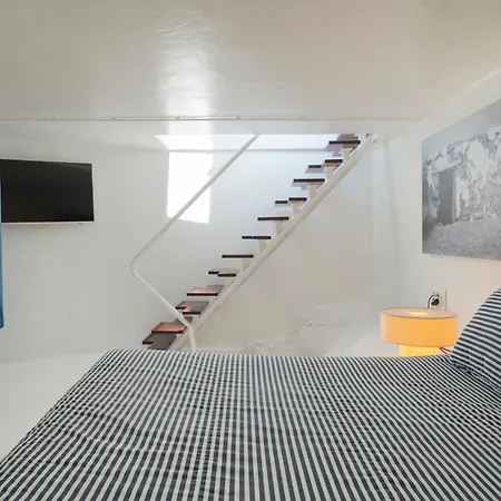 Luxury Sea Front Caleton 40 Villa *
